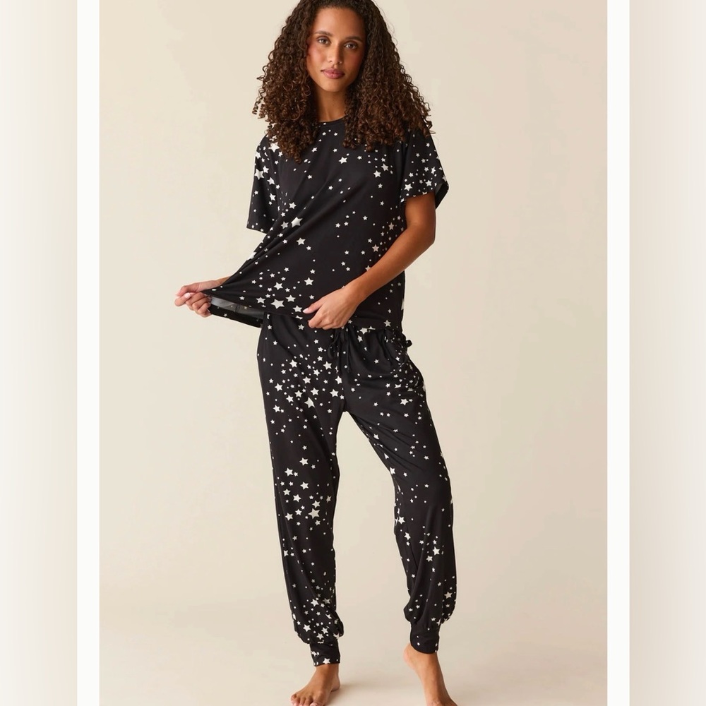 MasonGrey Maddie Cloud Jersey PJ Set in Black Stars - Size Medium
